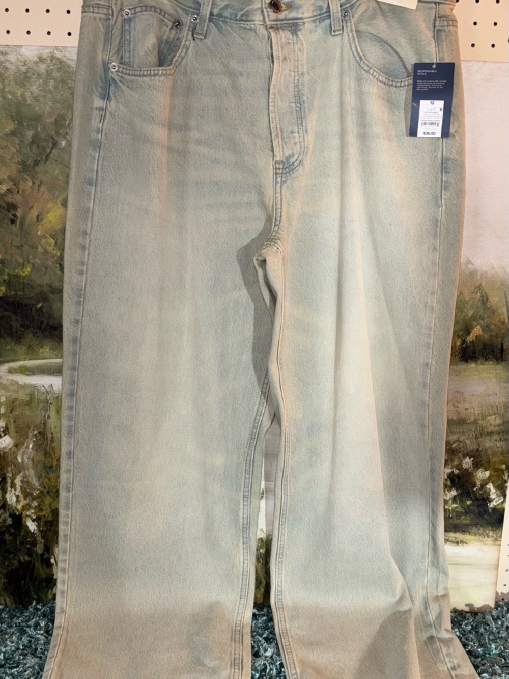 Women’s Light Wash Bootcut Jeans - Casual Flare